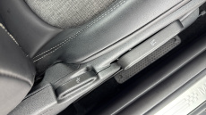 MINI Hatchback 135kW Cooper S Level 2 33kWh 3dr Auto Electric Hatchback